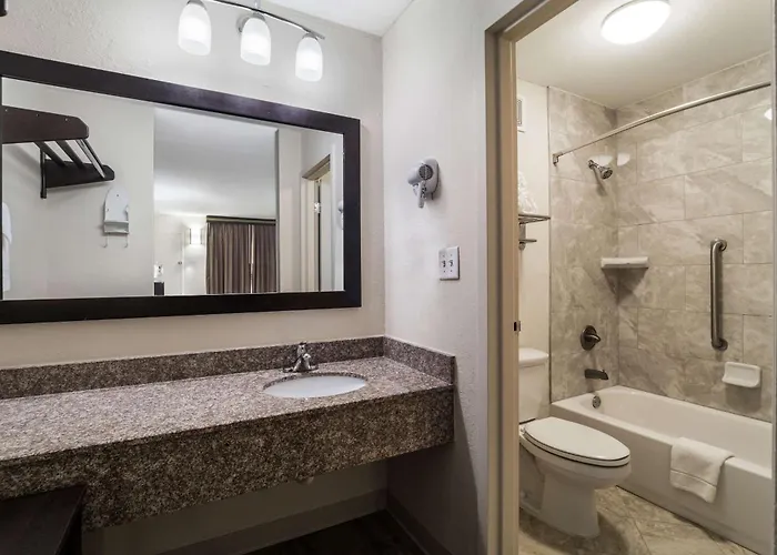 Quality Coliseum 3* North Charleston