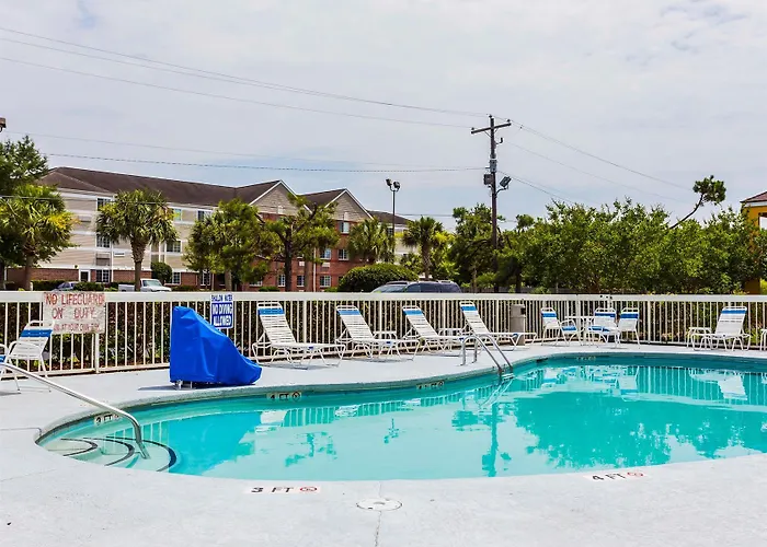 Quality Coliseum Inn