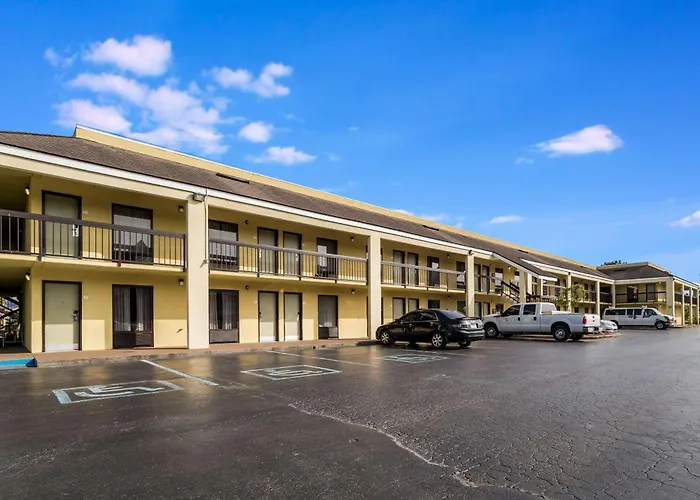 Quality Coliseum Inn North Charleston