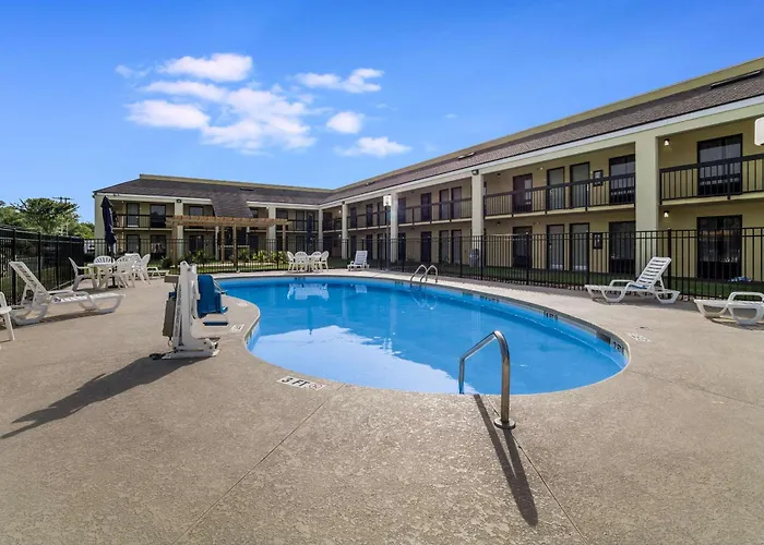 Quality Coliseum 3* North Charleston