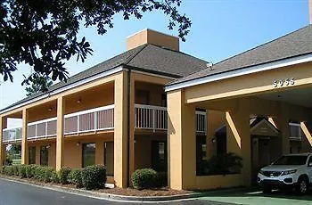 Quality Coliseum Inn